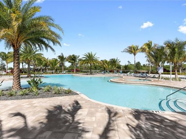 28000 Captiva Shell LOOP, BONITA SPRINGS, FL 34135
