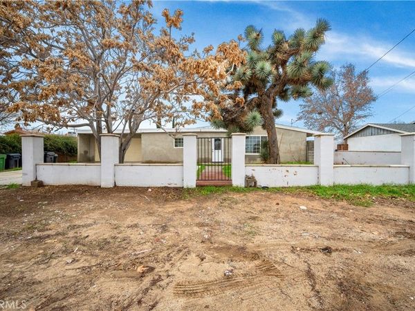 4716 W Avenue L4, Quartz Hill, CA 93536