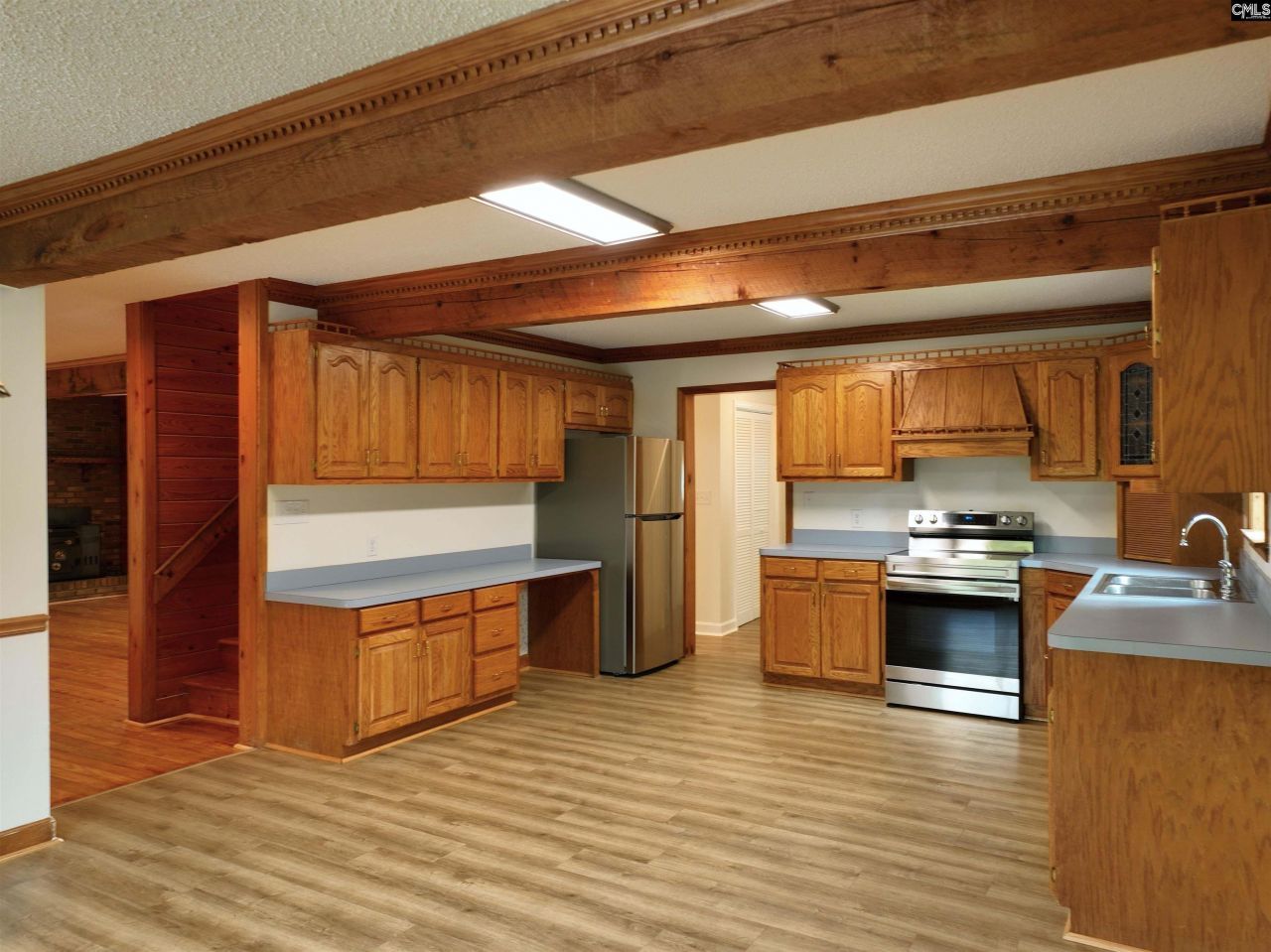 1045 Oscar Price Road Photo 24