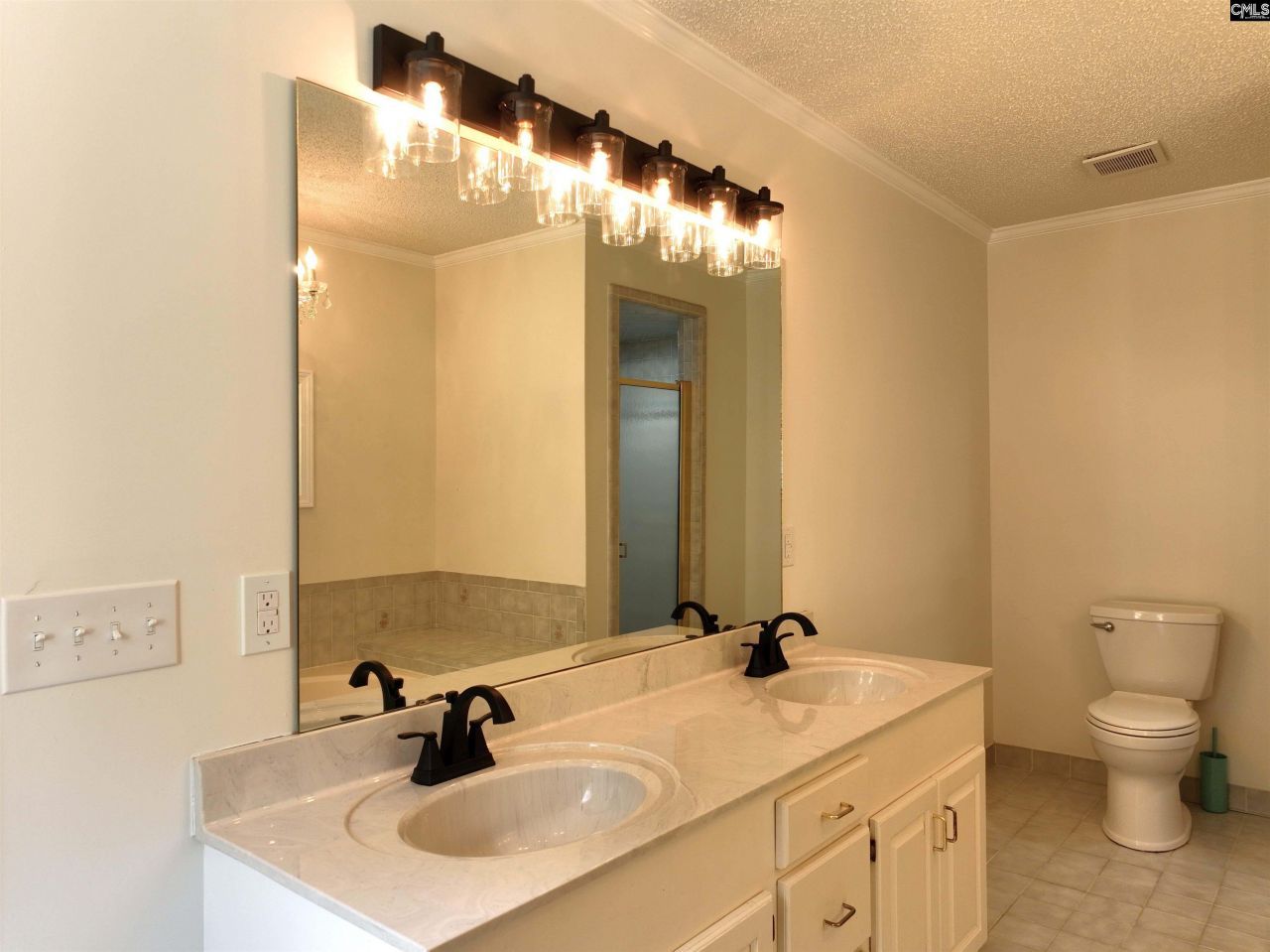 1045 Oscar Price Road Photo 29