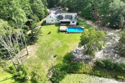 1045 Oscar Price Road photo 4