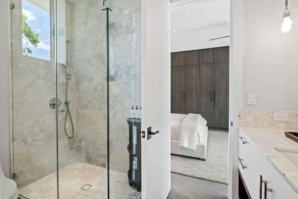 5288 Alton Road, Unit 2, Miami Beach, FL 33140 Photo