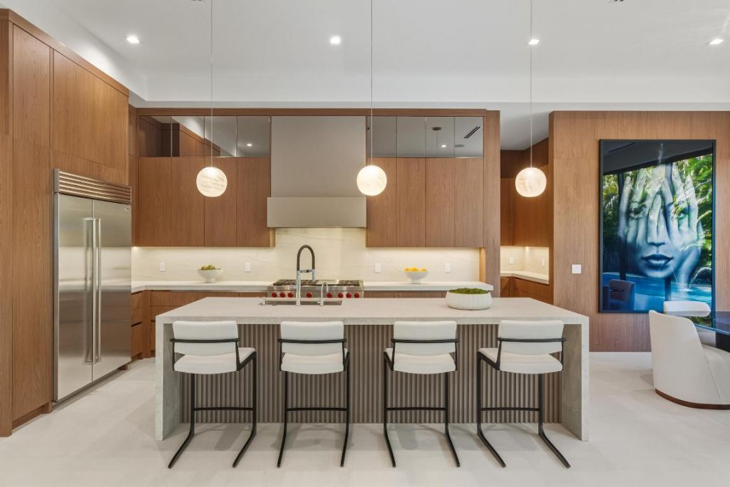 450 NE Spanish Court, Boca Raton, FL 33432 Photo