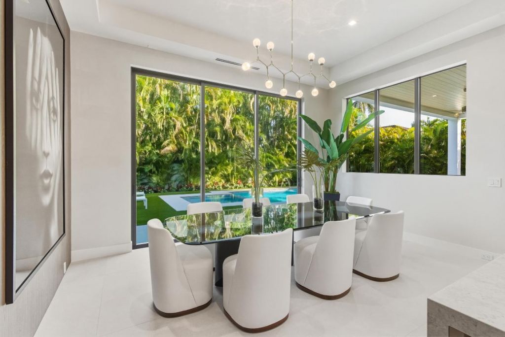 450 NE Spanish Court, Boca Raton, FL 33432 Photo