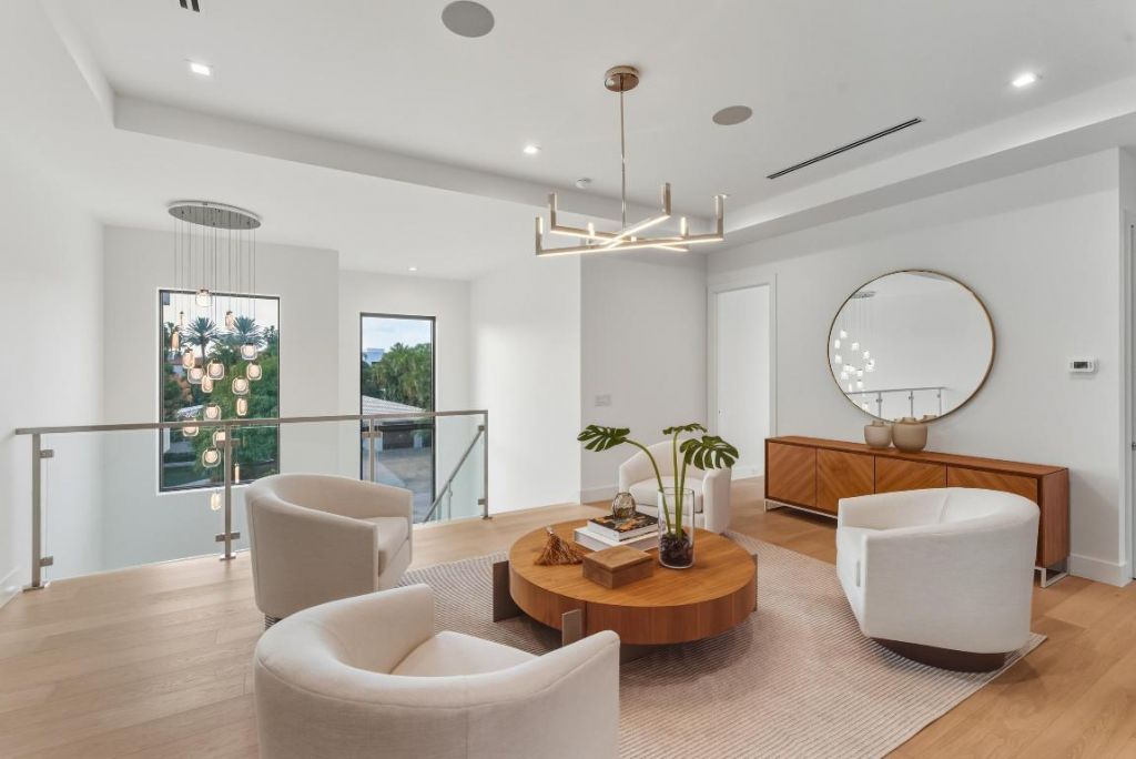 450 NE Spanish Court, Boca Raton, FL 33432 Photo