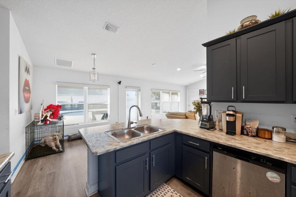 1702 SW Gloria Ln, Port Saint Lucie, FL 34953 Photo