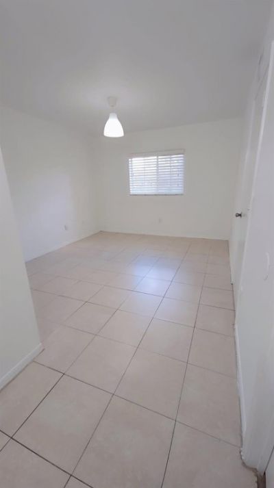 3640 N 56th Avenue, Unit 412, Hollywood, FL 33021 Photo