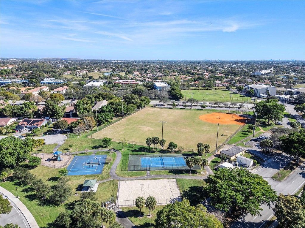 8437 Forest Hills Drive, Unit 203, Coral Springs, FL 33065 Photo