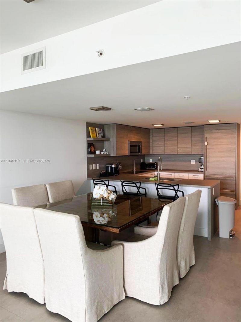 400 Sunny Isles Blvd , Unit 1120, Sunny Isles Beach, FL 33160 Photo