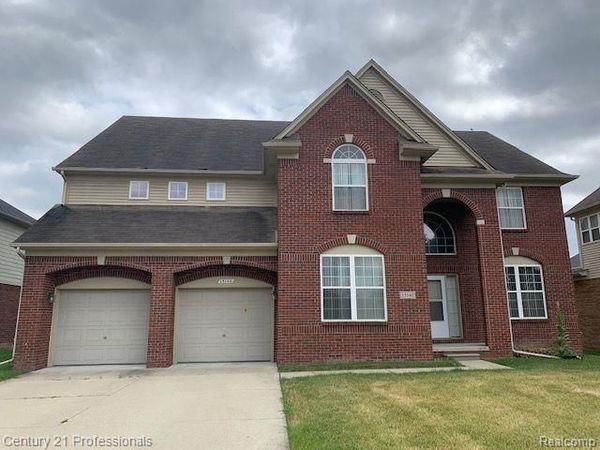 15140 RIVERCREST Drive, Sterling Heights, MI 48312