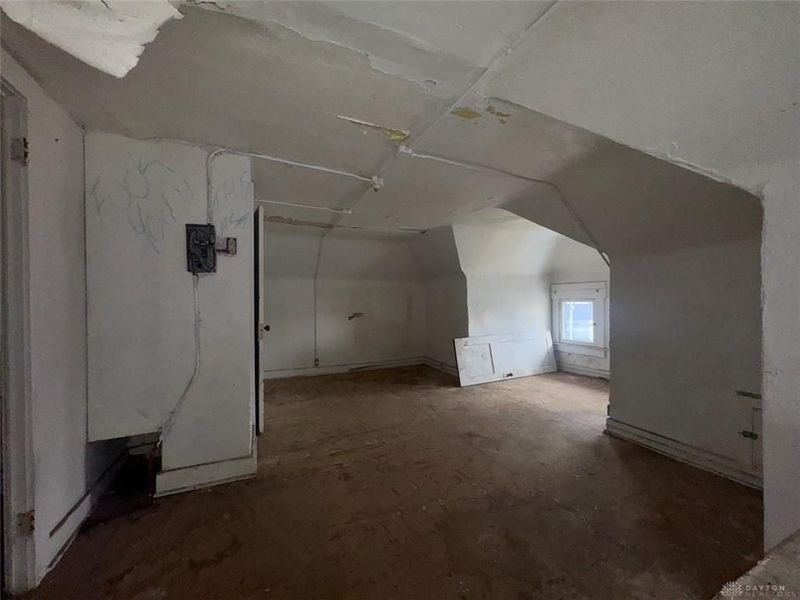 2015 N Main Street, Dayton, OH 45405 Photo 8