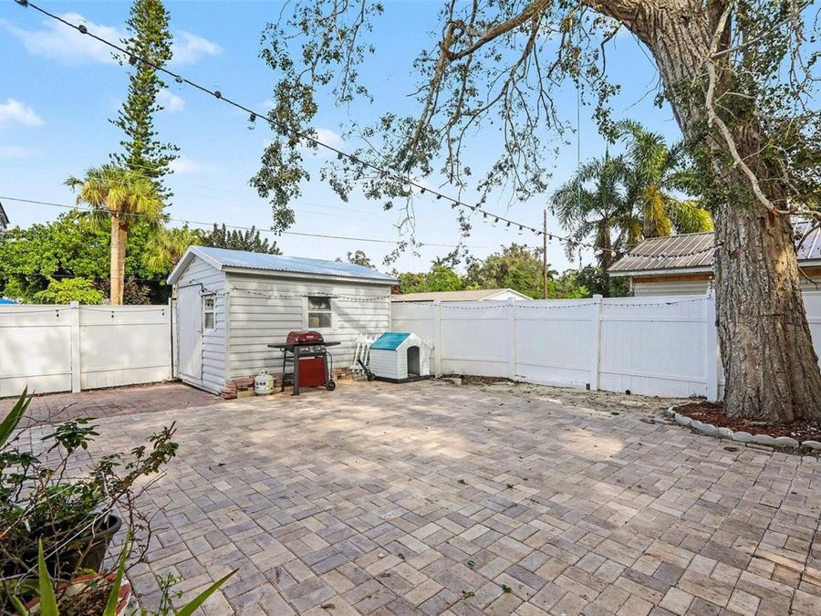 Property Image 25