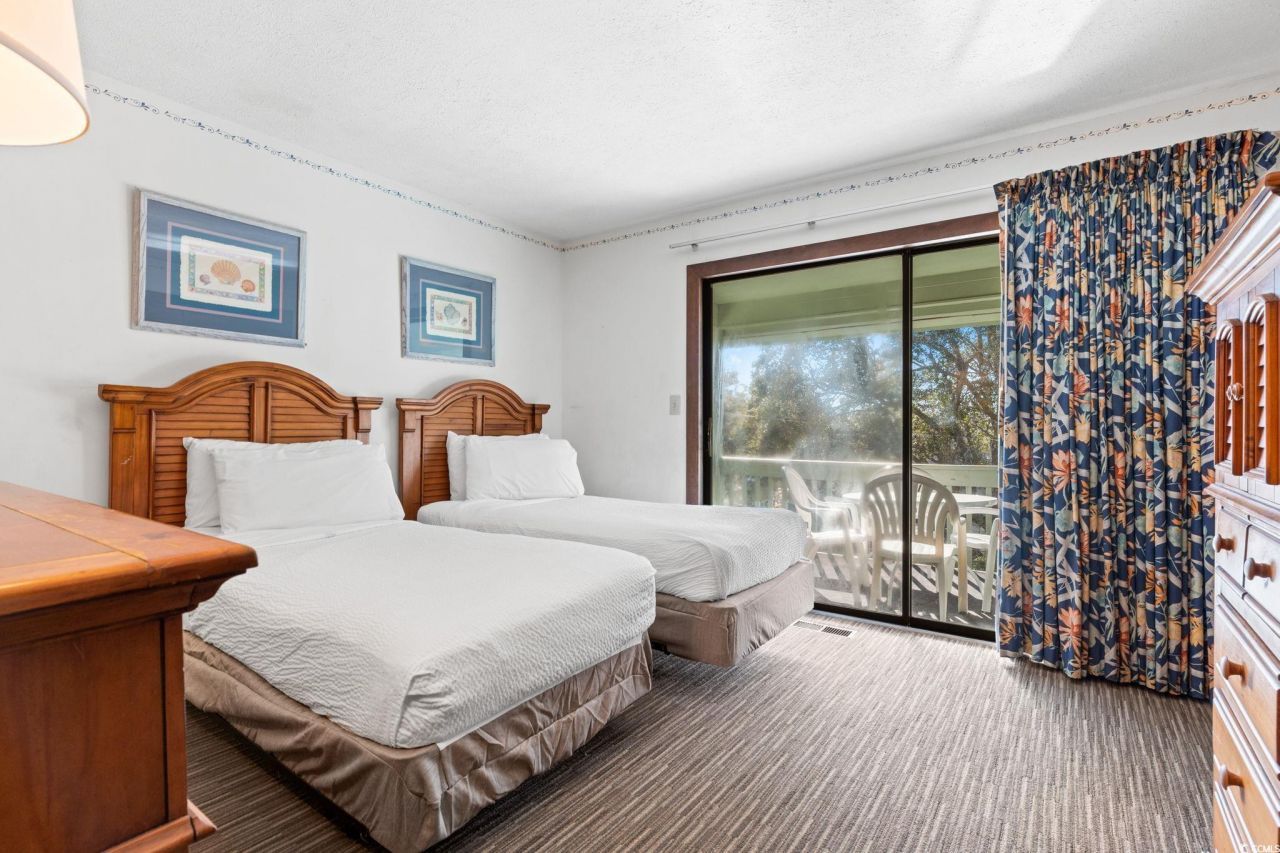 307 70th Ave. N Photo 10