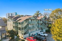 307 70th Ave. N photo 4