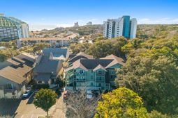 307 70th Ave. N photo 4