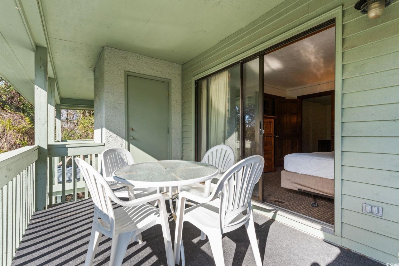 307 70th Ave. N Photo 9