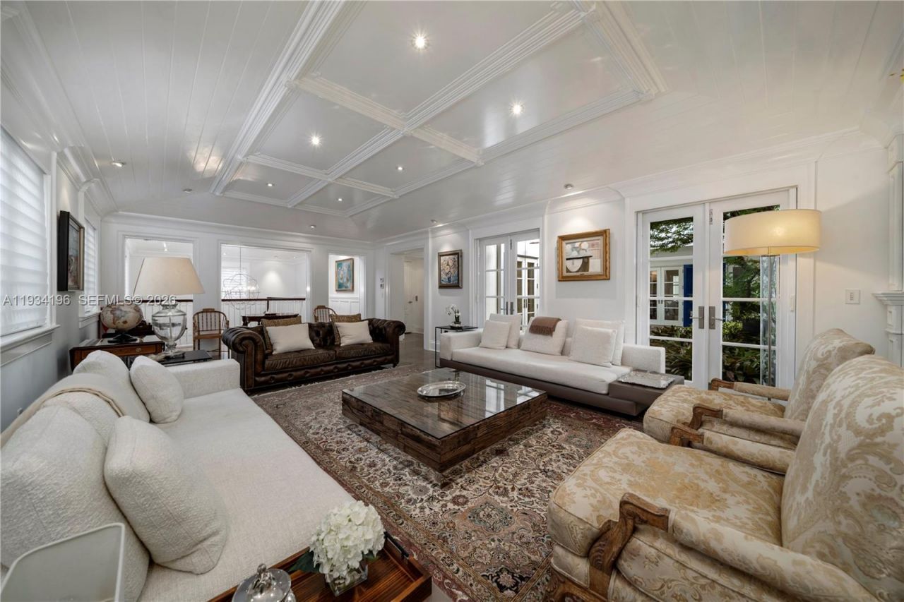 100 Cape Florida Dr, Key Biscayne, FL 33149 Photo