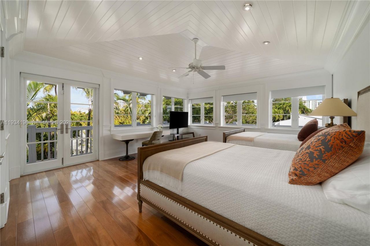 100 Cape Florida Dr, Key Biscayne, FL 33149 Photo