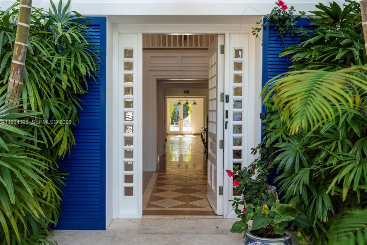 100 Cape Florida Dr, Key Biscayne, FL 33149 Photo