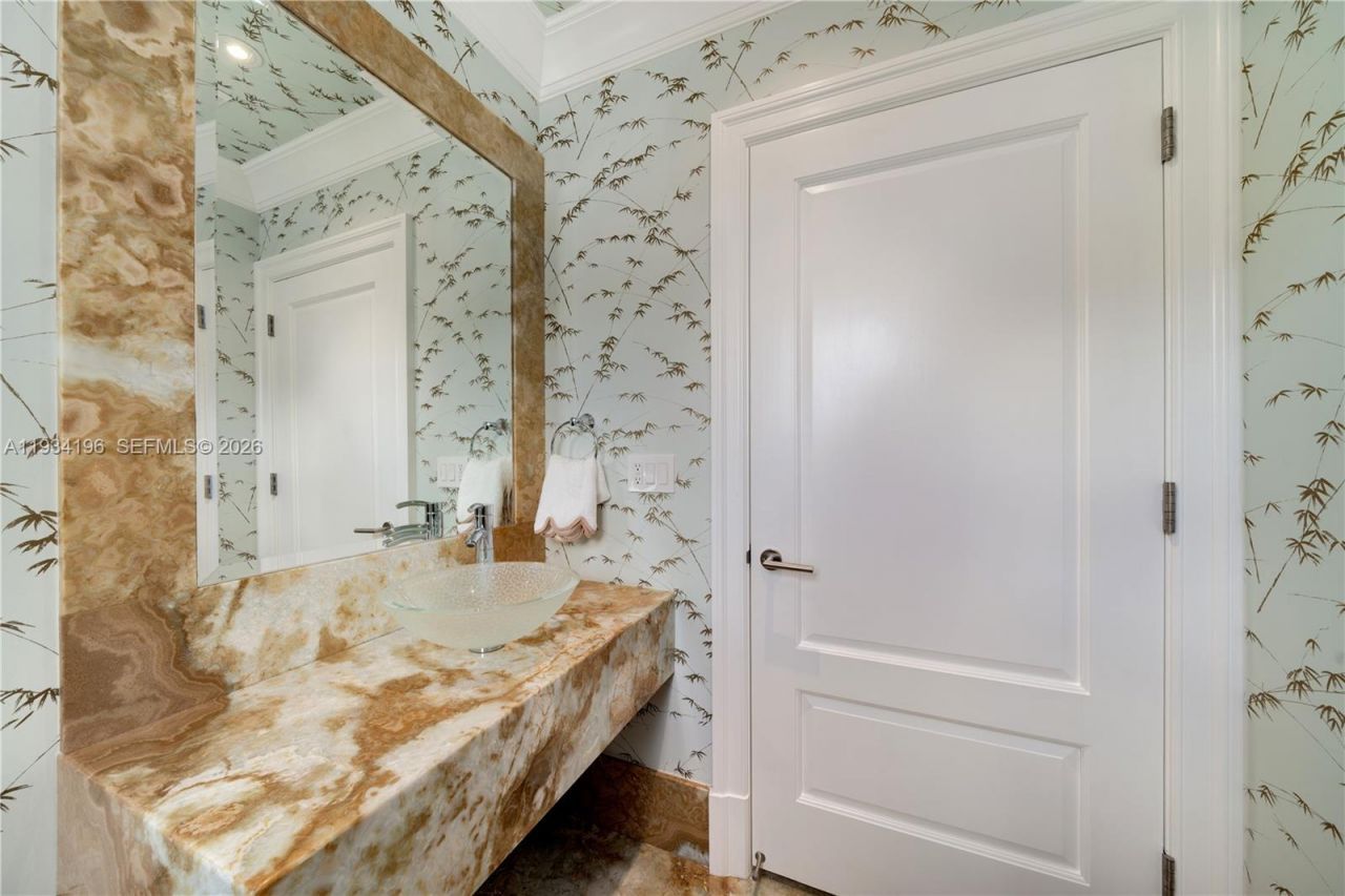 100 Cape Florida Dr, Key Biscayne, FL 33149 Photo