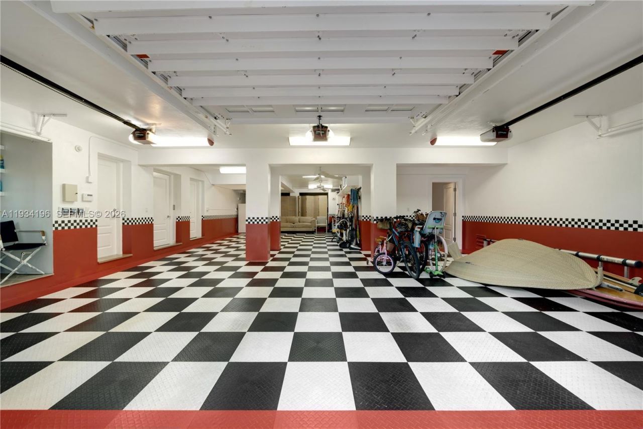 100 Cape Florida Dr, Key Biscayne, FL 33149 Photo