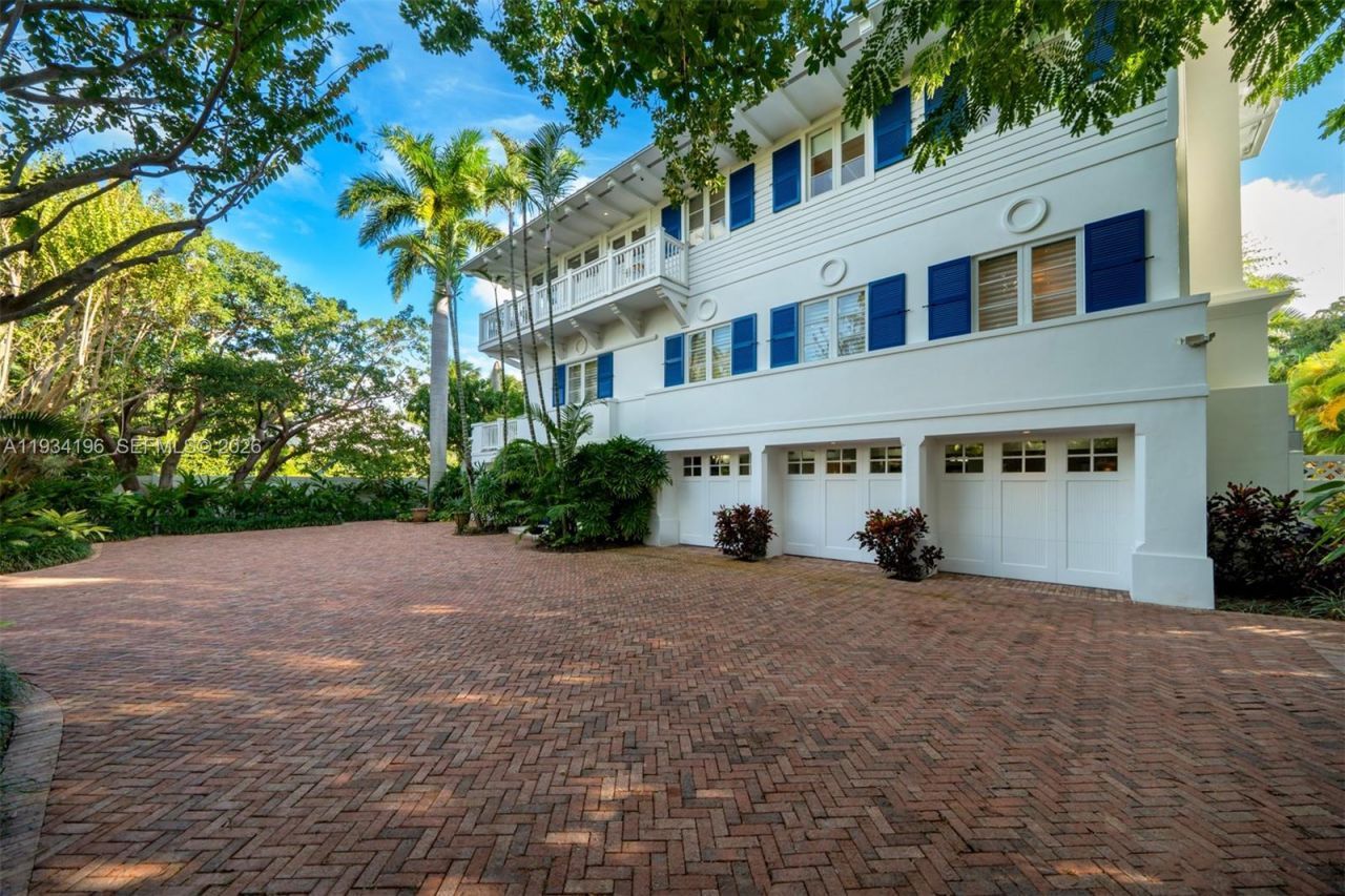 100 Cape Florida Dr, Key Biscayne, FL 33149 Photo