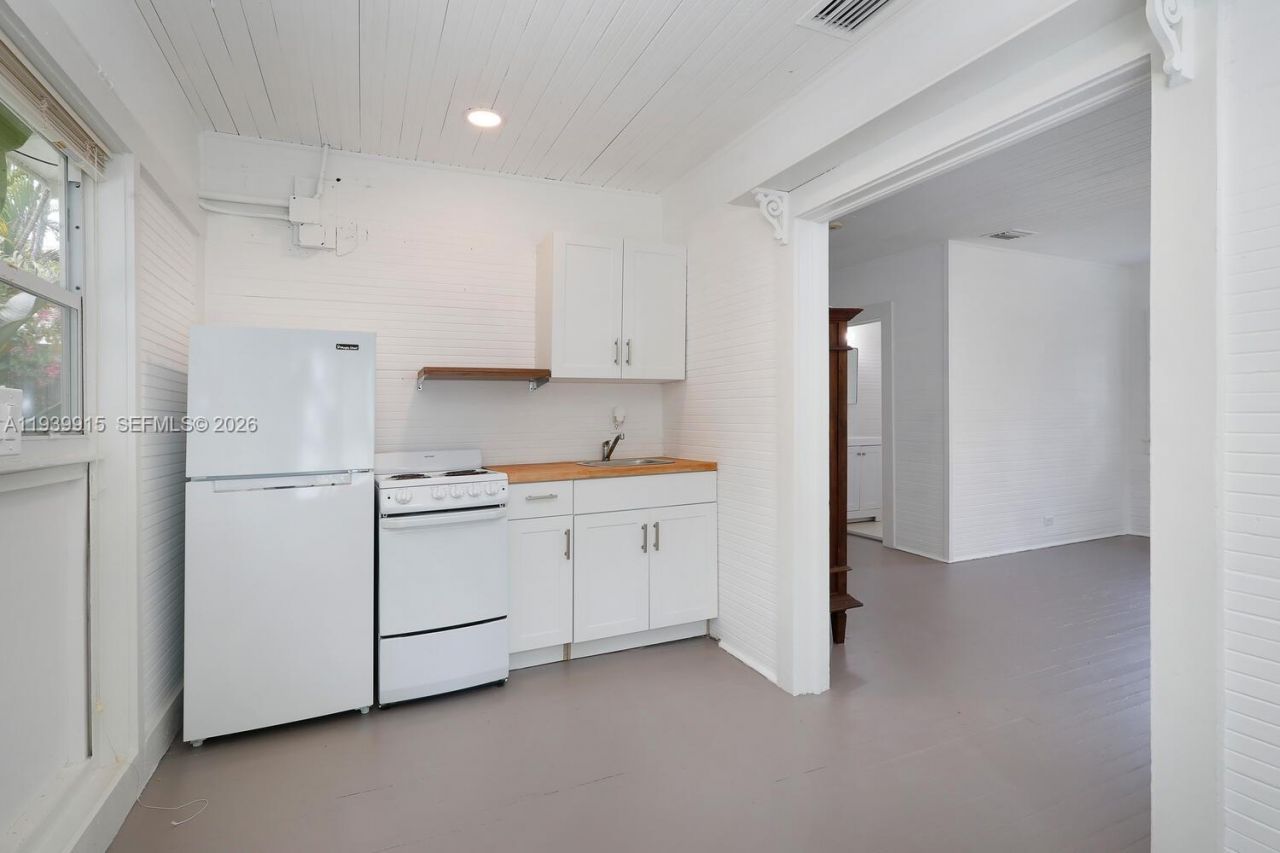 3660 Poinciana Ave, Coconut Grove, FL 33133 Photo