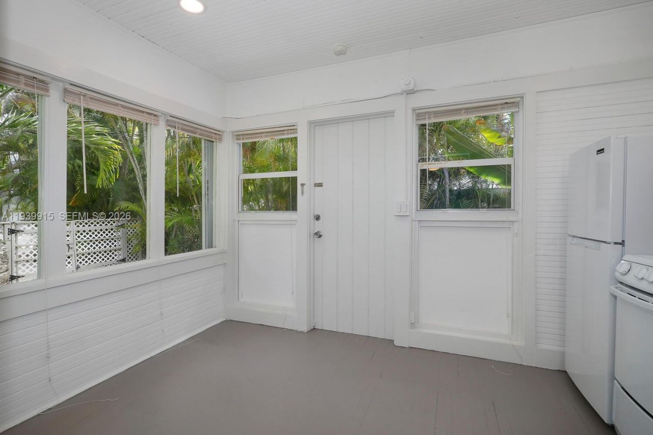 3660 Poinciana Ave, Coconut Grove, FL 33133 Photo