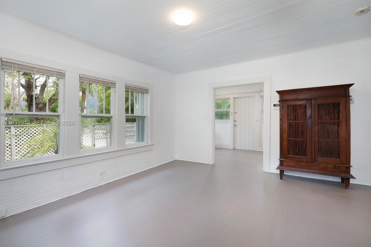 3660 Poinciana Ave, Coconut Grove, FL 33133 Photo