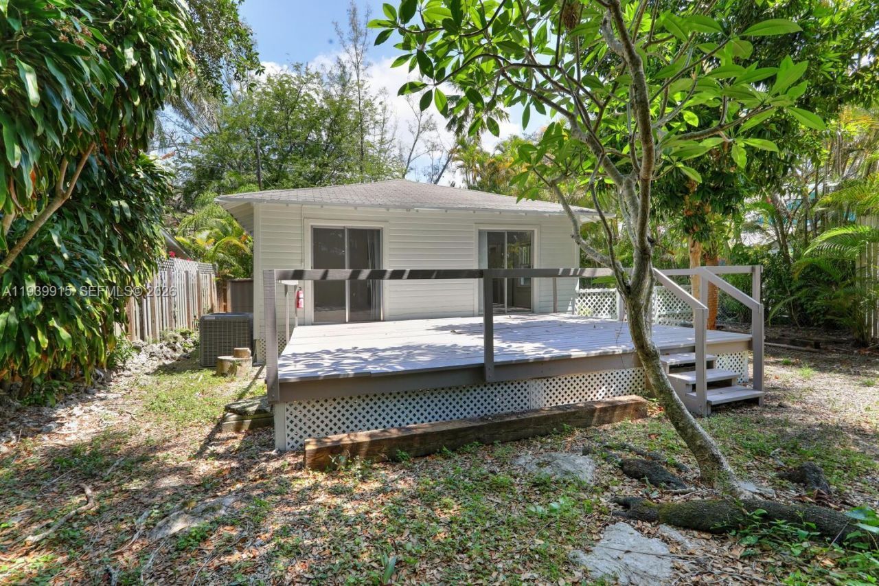 3660 Poinciana Ave, Coconut Grove, FL 33133 Photo