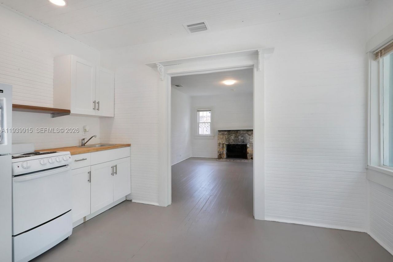 3660 Poinciana Ave, Coconut Grove, FL 33133 Photo