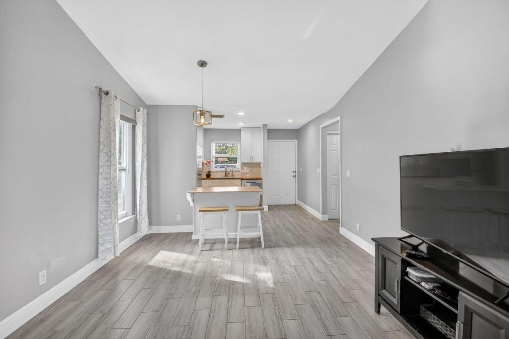 28 Via De Casas Norte, Unit 28, Boynton Beach, FL 33426 Photo