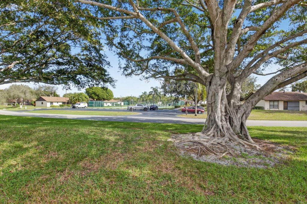 28 Via De Casas Norte, Unit 28, Boynton Beach, FL 33426 Photo