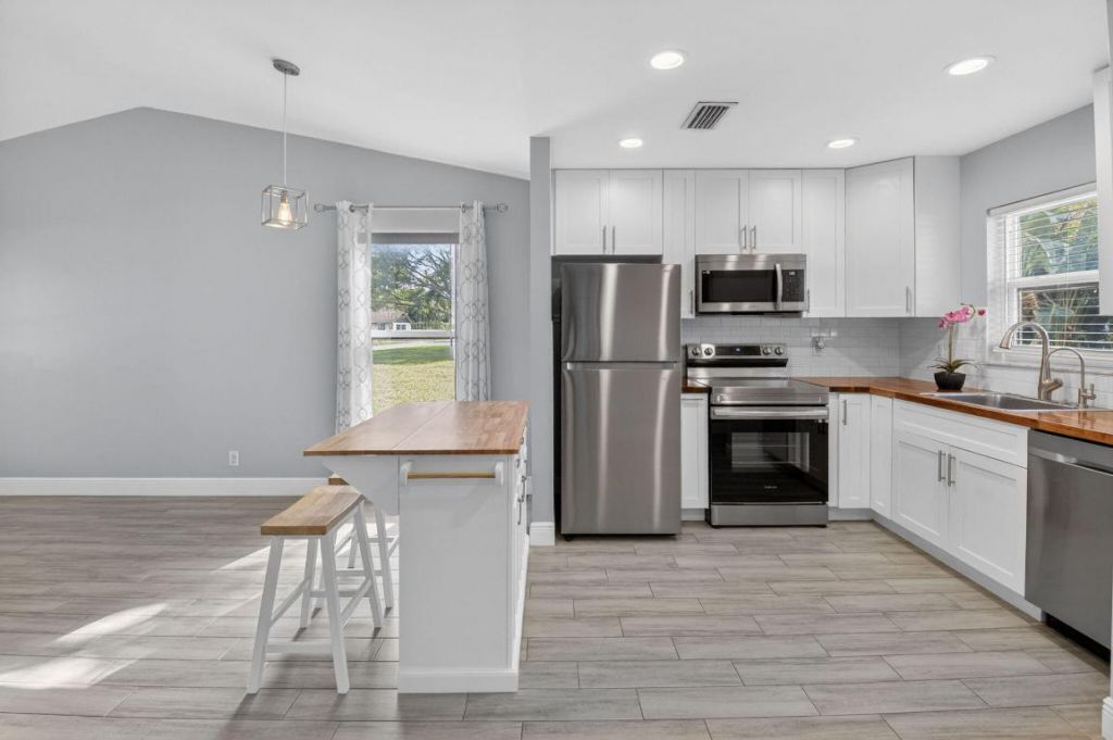 28 Via De Casas Norte, Unit 28, Boynton Beach, FL 33426 Photo