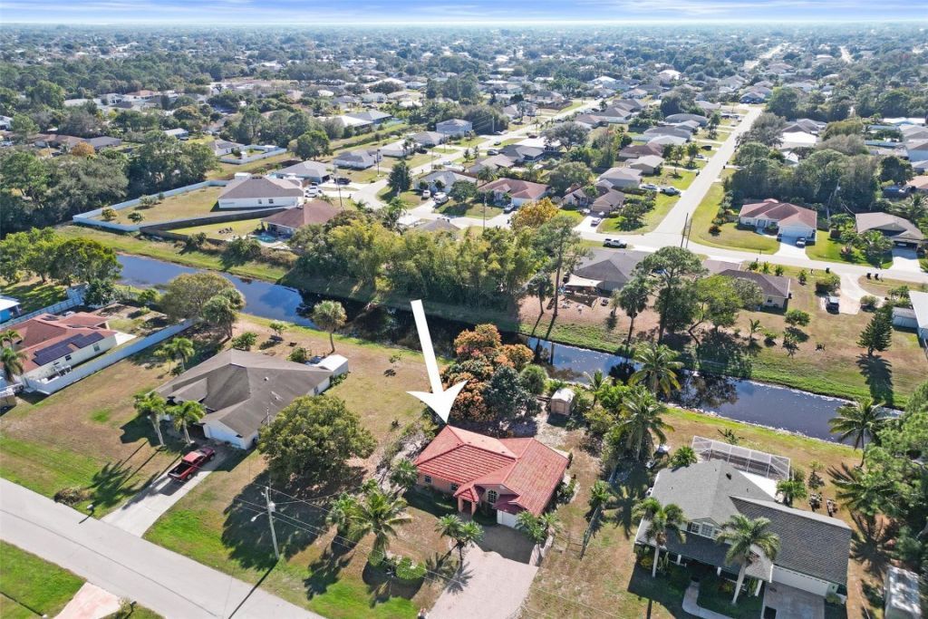 1244 SW Bellevue Ave, Port Saint Lucie, FL 34953 Photo