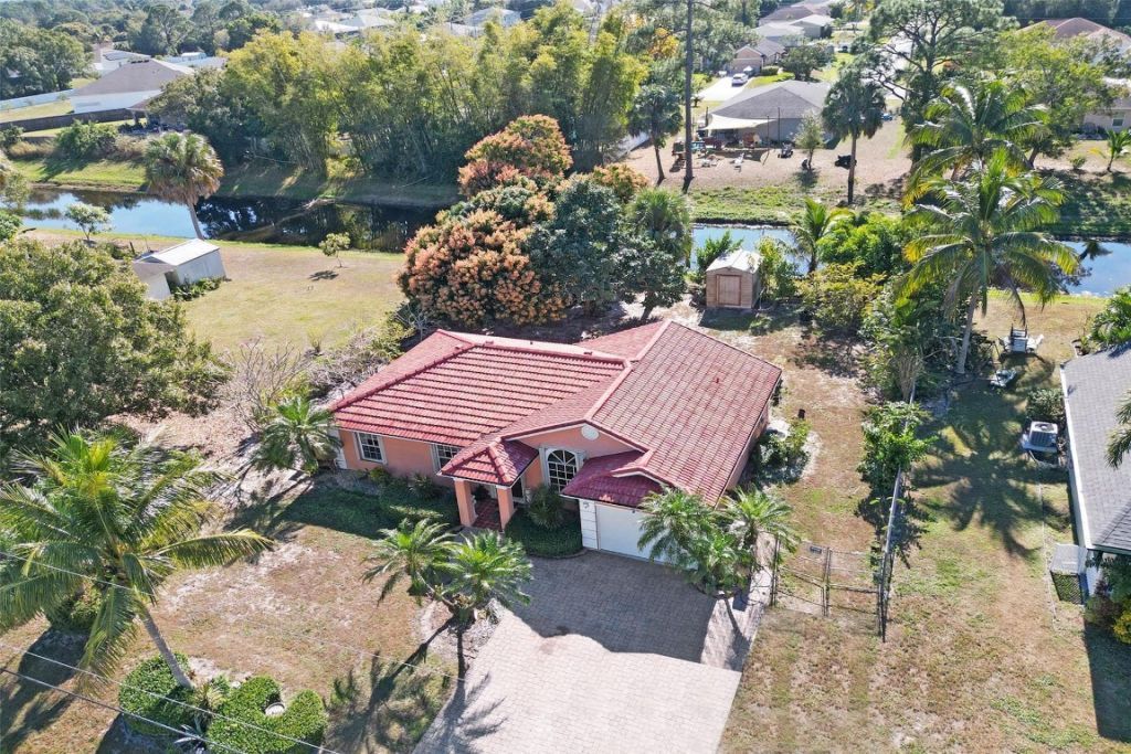 1244 SW Bellevue Ave, Port Saint Lucie, FL 34953 Photo