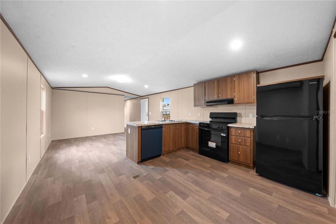 411 Lagoon Court, Kenansville, FL 34739 Photo