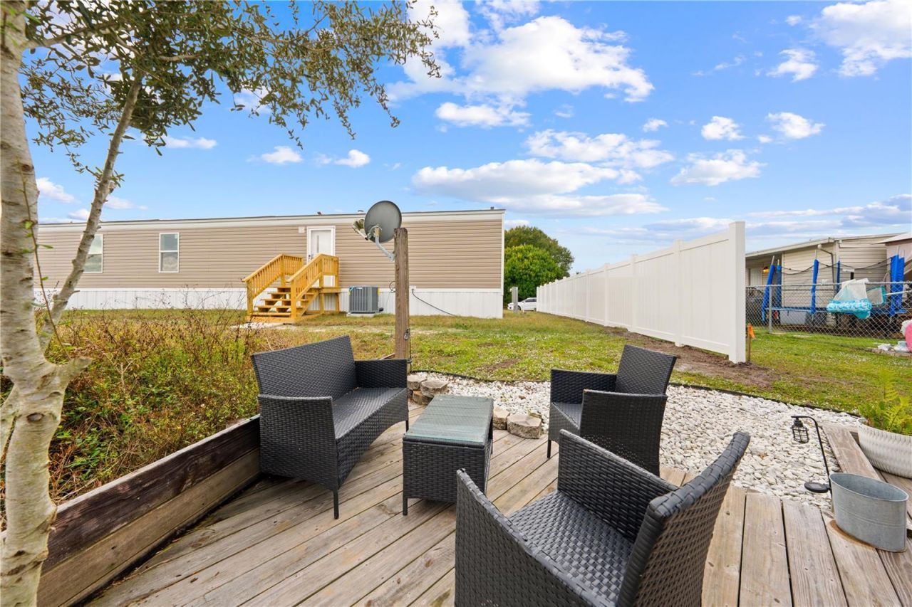 411 Lagoon Court, Kenansville, FL 34739 Photo