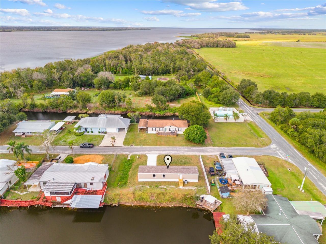 411 Lagoon Court, Kenansville, FL 34739 Photo