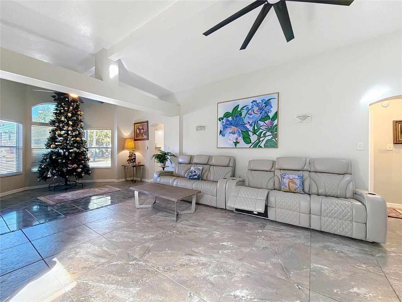 421 NW 14th Place, Crystal River, FL 34428 Photo