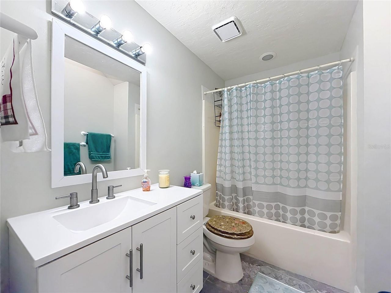 421 NW 14th Place, Crystal River, FL 34428 Photo