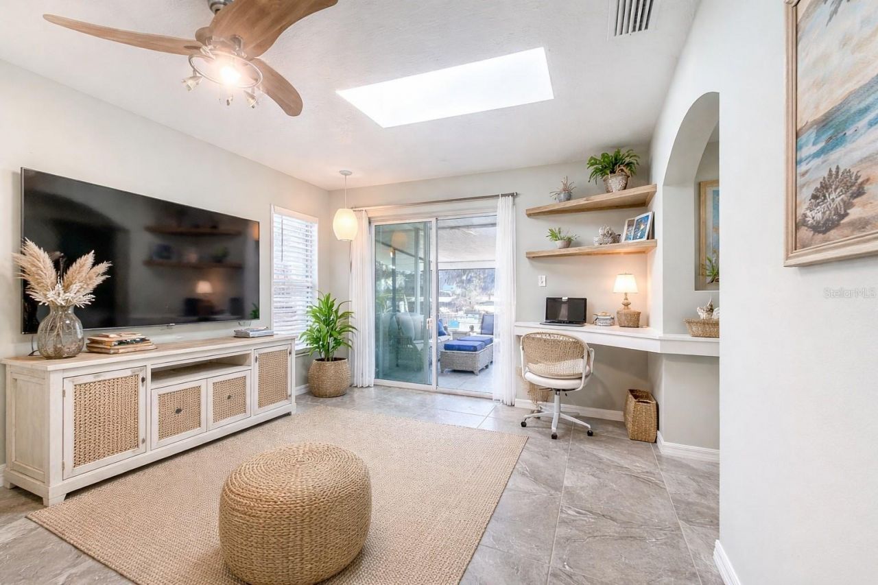 421 NW 14th Place, Crystal River, FL 34428 Photo