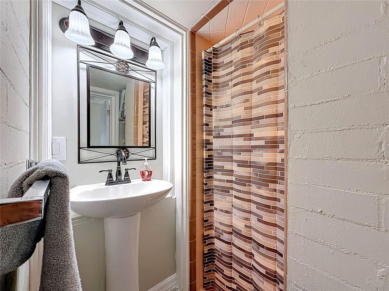 421 NW 14th Place, Crystal River, FL 34428 Photo