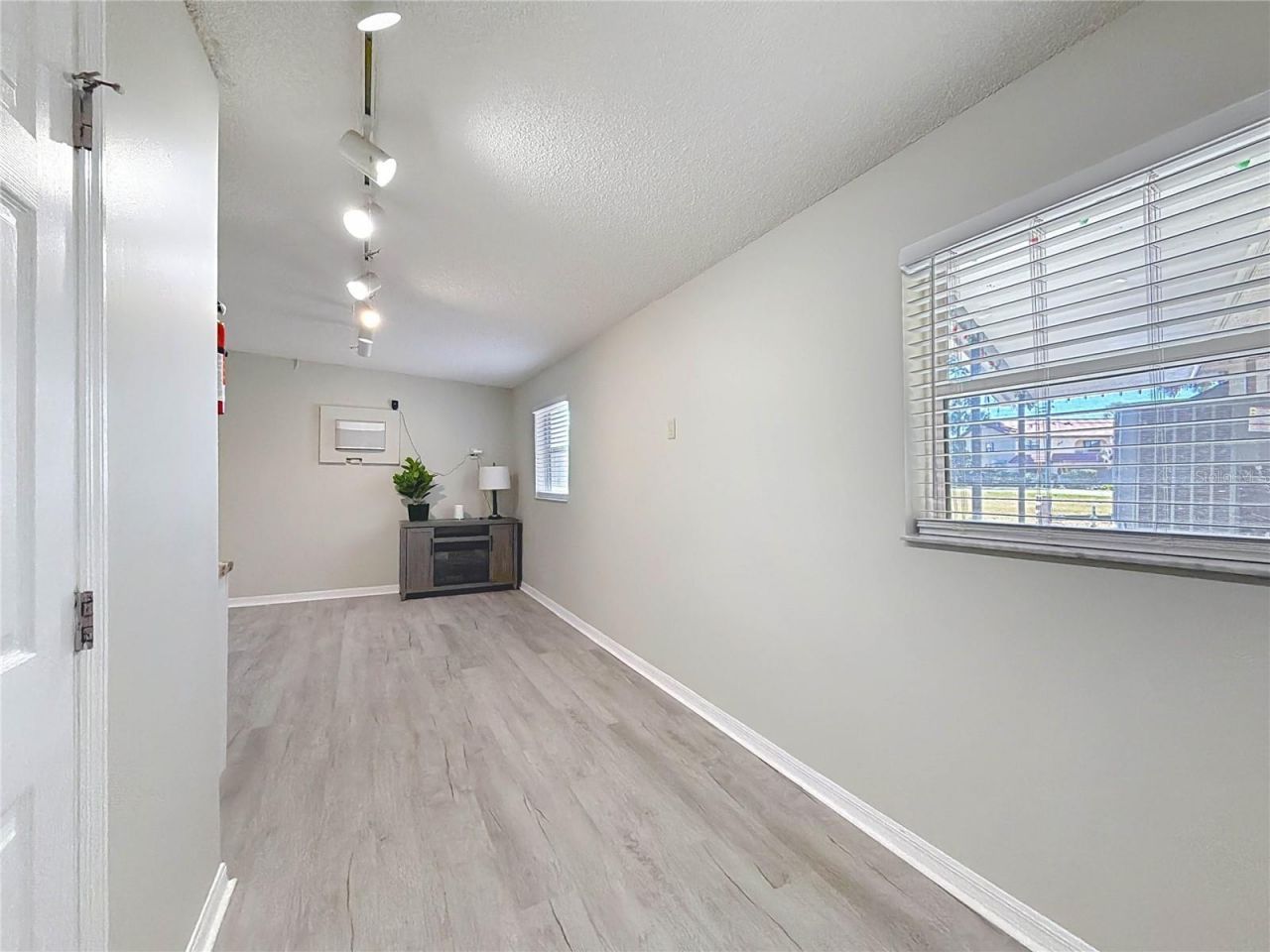 421 NW 14th Place, Crystal River, FL 34428 Photo