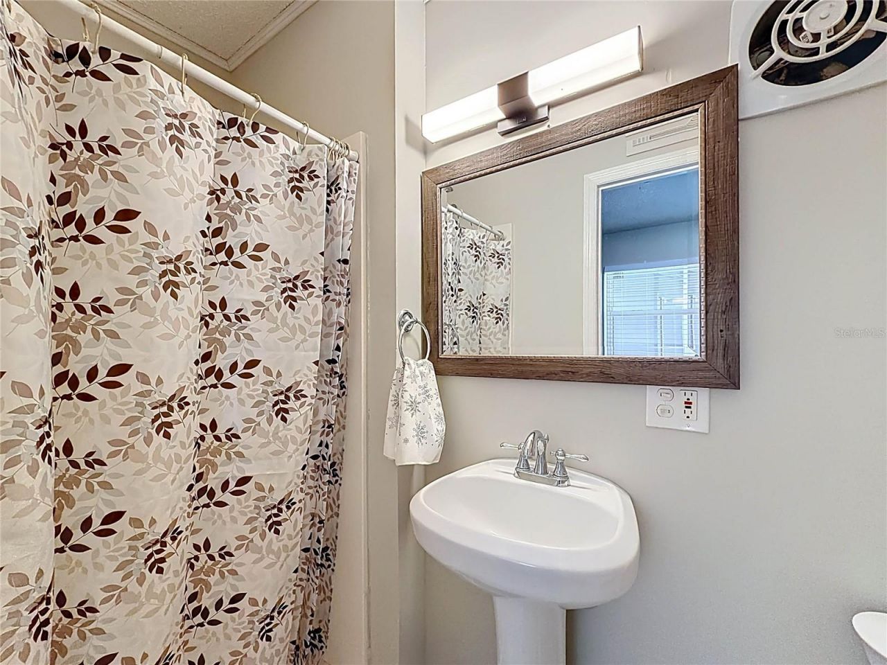 421 NW 14th Place, Crystal River, FL 34428 Photo