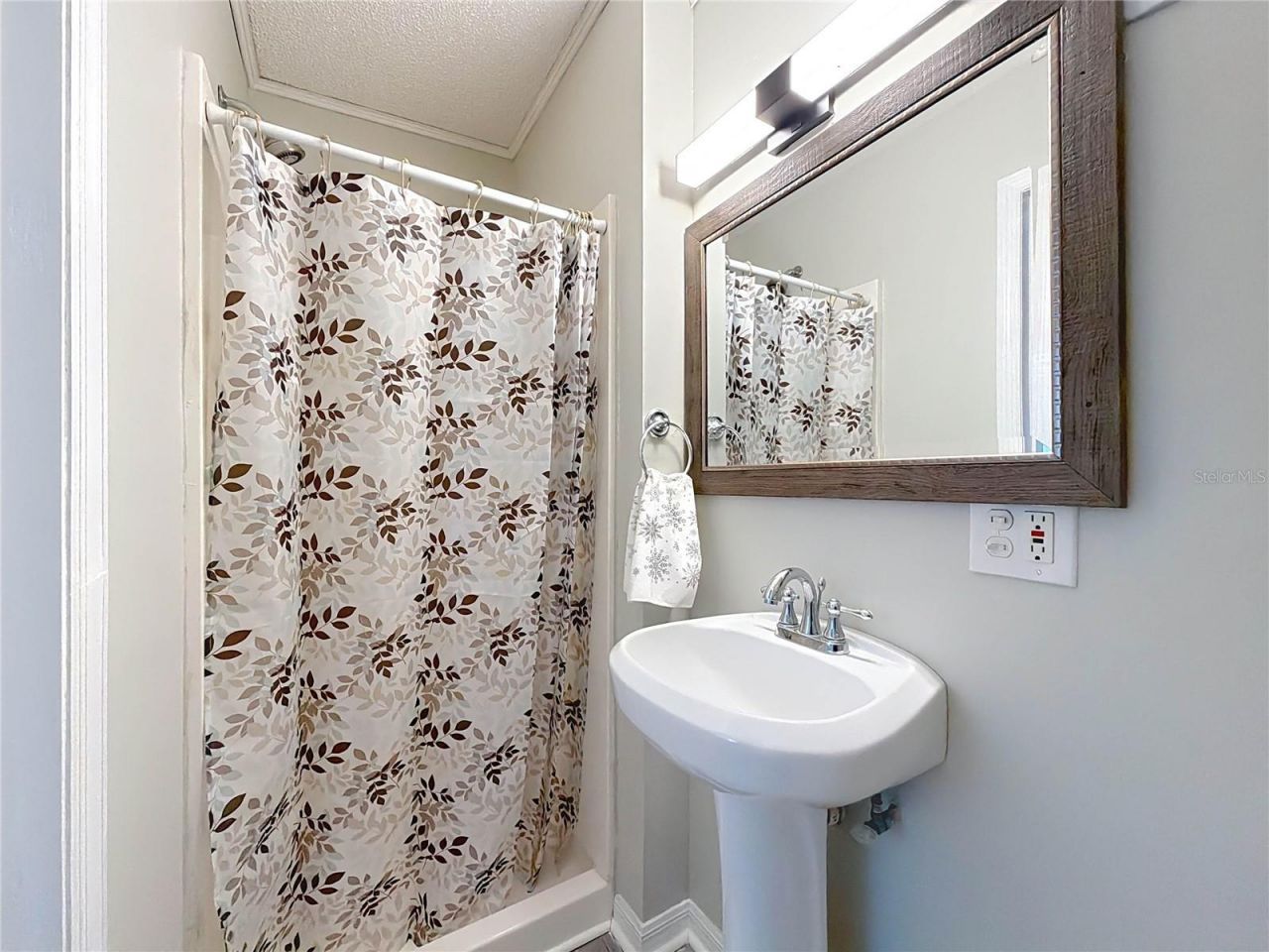 421 NW 14th Place, Crystal River, FL 34428 Photo