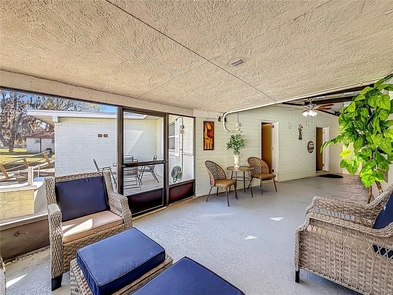 421 NW 14th Place, Crystal River, FL 34428 Photo