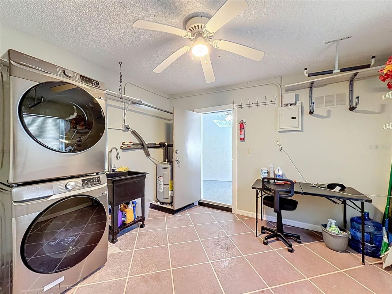 421 NW 14th Place, Crystal River, FL 34428 Photo