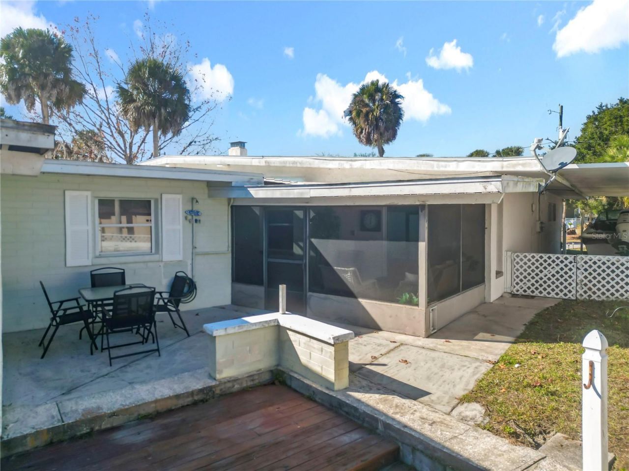 421 NW 14th Place, Crystal River, FL 34428 Photo