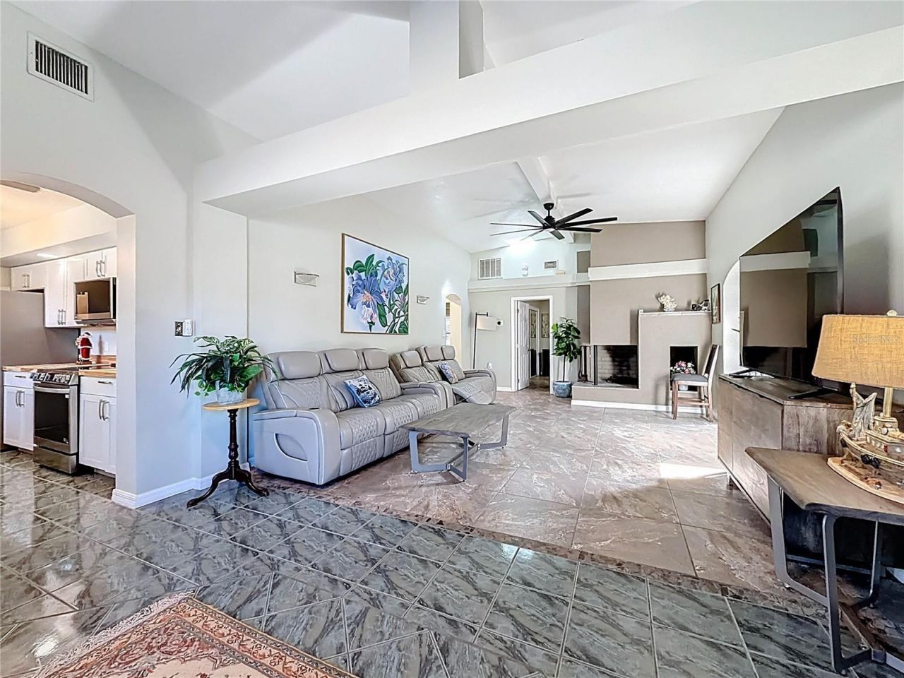 421 NW 14th Place, Crystal River, FL 34428 Photo